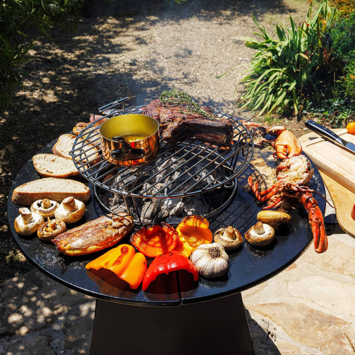 REVO Vulcan - Barbecue bois et charbon de bois avec plaque en fonte émaillée