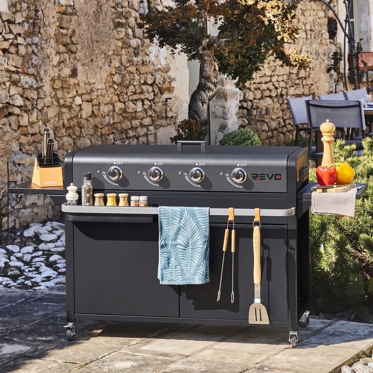 Plancha Gaz REVO Cordoba XL – Plaque Inox – 4 Brûleurs – Chariot Inclus – 9,6 kW