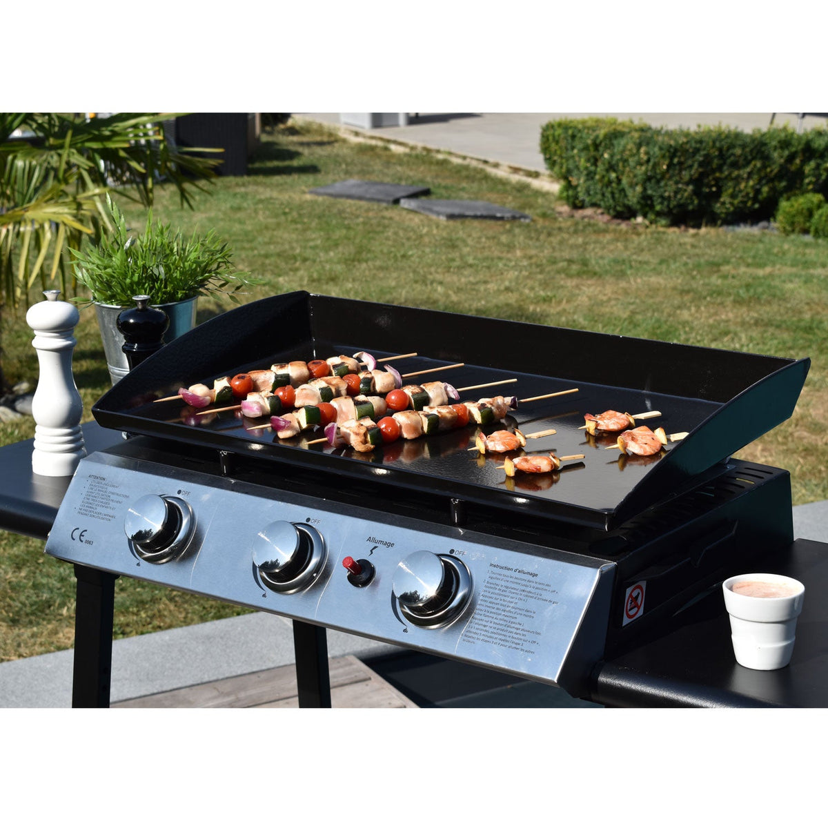 Gas plancha REVO Brasa – 3 burners 7.5 kW – Black steel – Butane/Propane