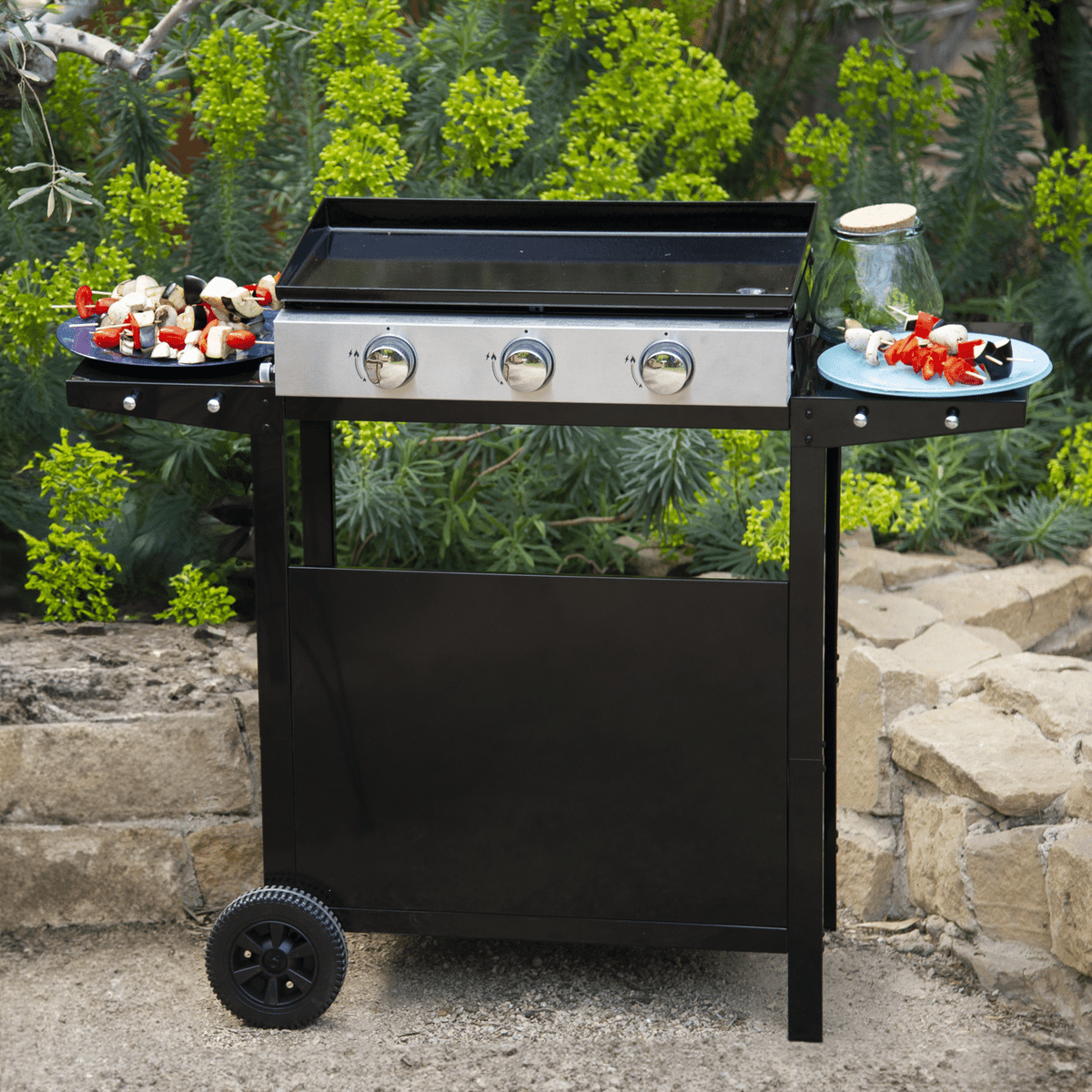 REVO Mérida Gas Plancha – 3 burners 6 kW with trolley – Enameled steel plate